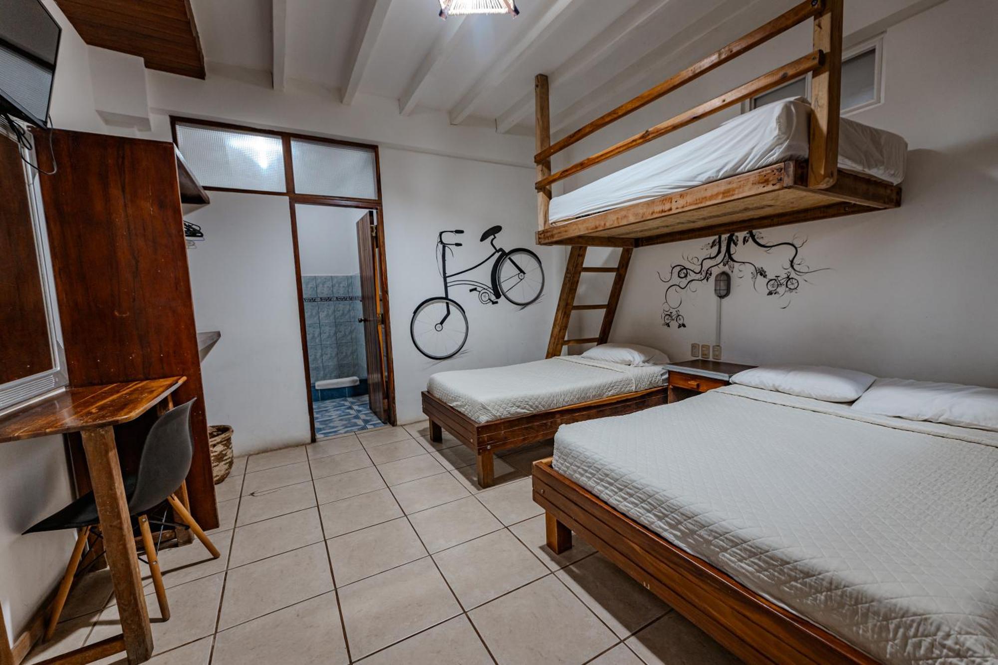 Hotel Nantu Hosteria Puerto López 외부 사진